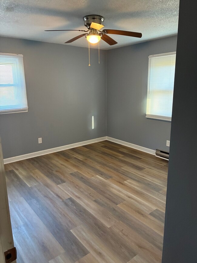 Photo - 129 Vinson Rd