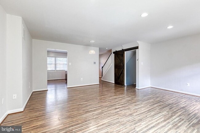 Photo - 1669 Yorktown Ct