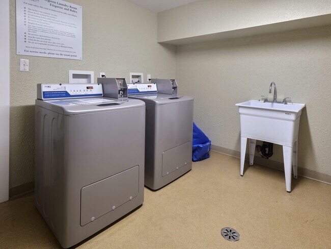 Photo - 1462 6th Ave Unité 101b