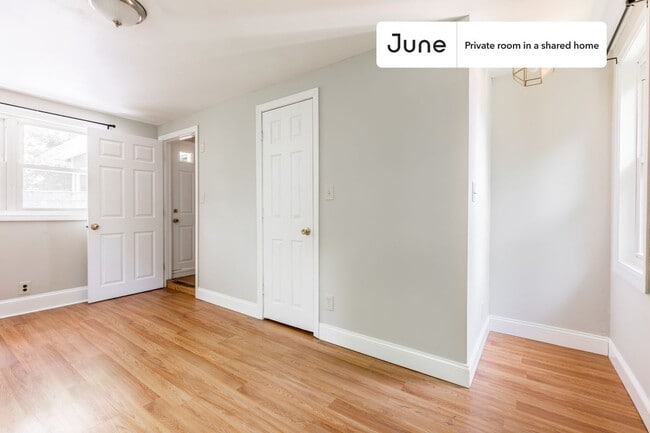 Photo - Room in Shared 9 bed/2 bath home Unit B