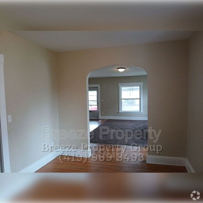 Building Photo - 44 Greenwood Ave Rental