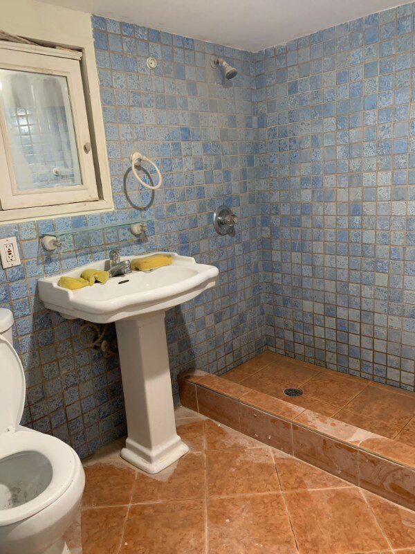 Photo - 156 Beach St