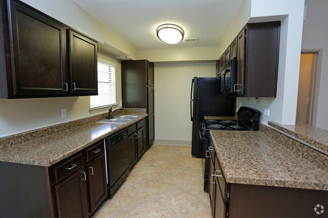 Kithcen - Arbours at Cane Creek