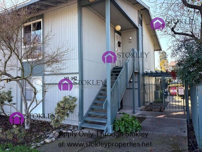 Photo - 1036 Oak Grove Rd