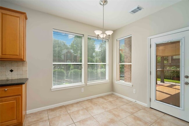 Photo - 707 Lytton Springs Way