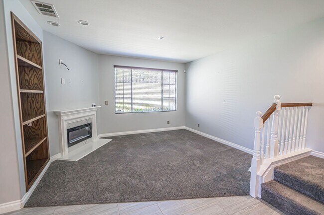 Photo - Village Walk 2 Bedroom for Rent in Valencia!