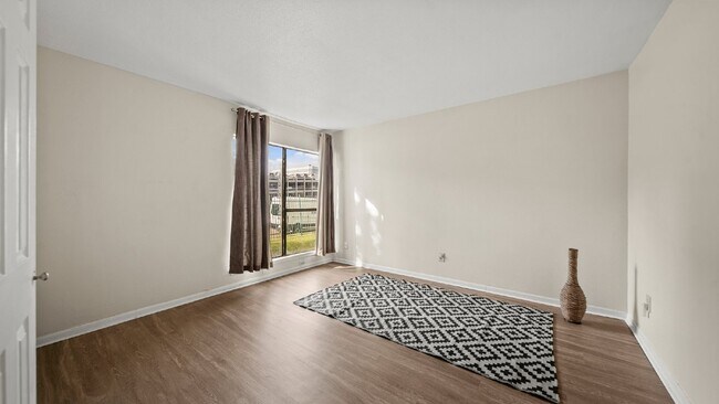 Photo - Ground Floor Condo Near the Medical Center!