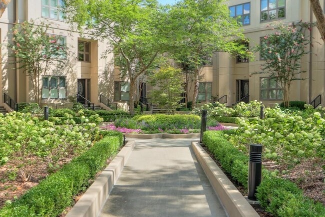 Photo - 3475 Oak Valley Rd NE Unit 530