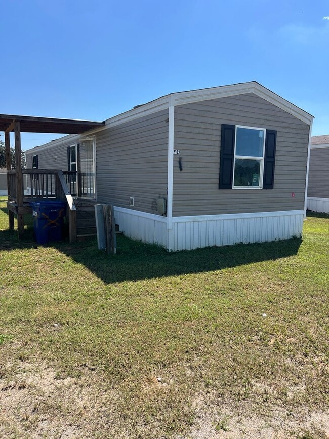 Photo - 142 County Rd Unidad 142-F32
