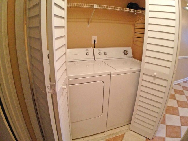 Photo - 1812 Falconcrest St Townhome