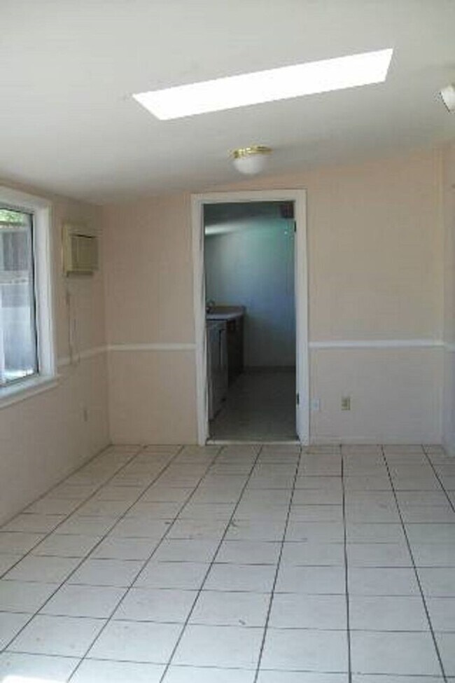 Photo - Spacious 4 Bed Home with Pool & Arizona Room