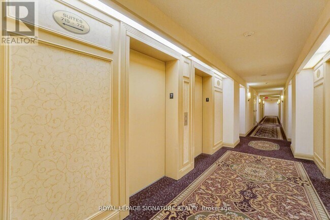 Photo - 25 Kingsbridge Garden Cir Unité 727