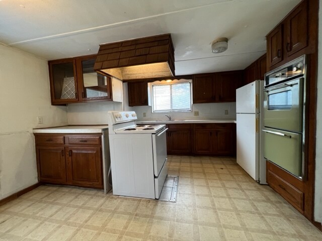 Photo - 202 Harmons Way