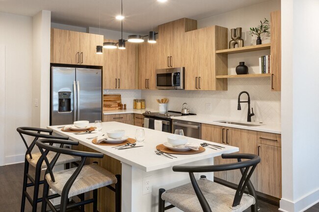 Photo - Bexley Chamblee