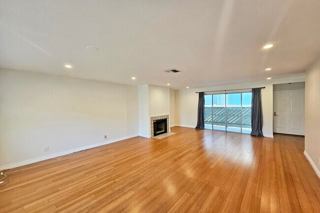 1454 E Orange Grove Blvd Unit 1