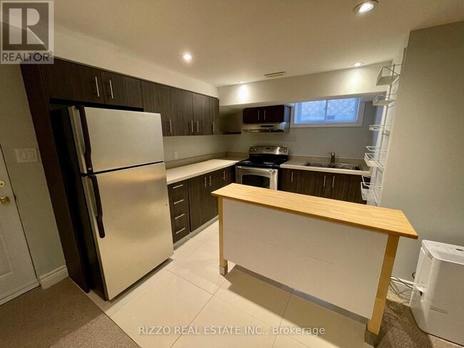 Photo - 455 Oak Park Ave