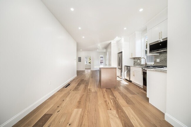 Photo - 9 Knollin St Unit 1