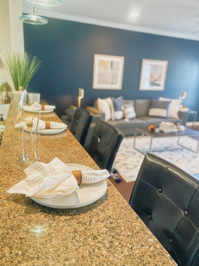 Photo - 2012 Main Street @ Overton Park