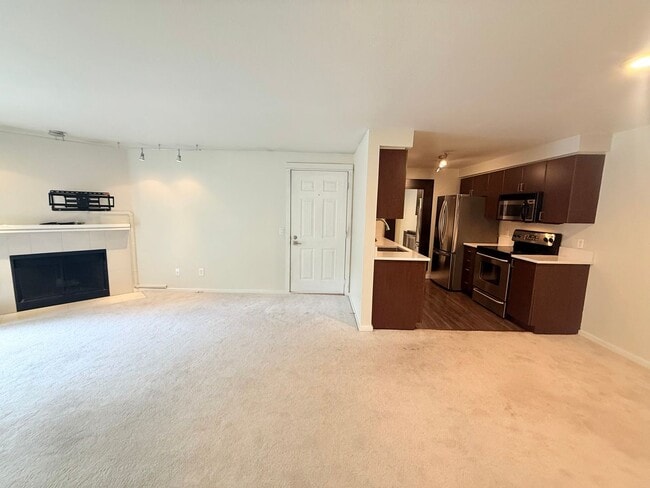 Photo - Gallery Condominiums - Downtown Kirkland Unit A204