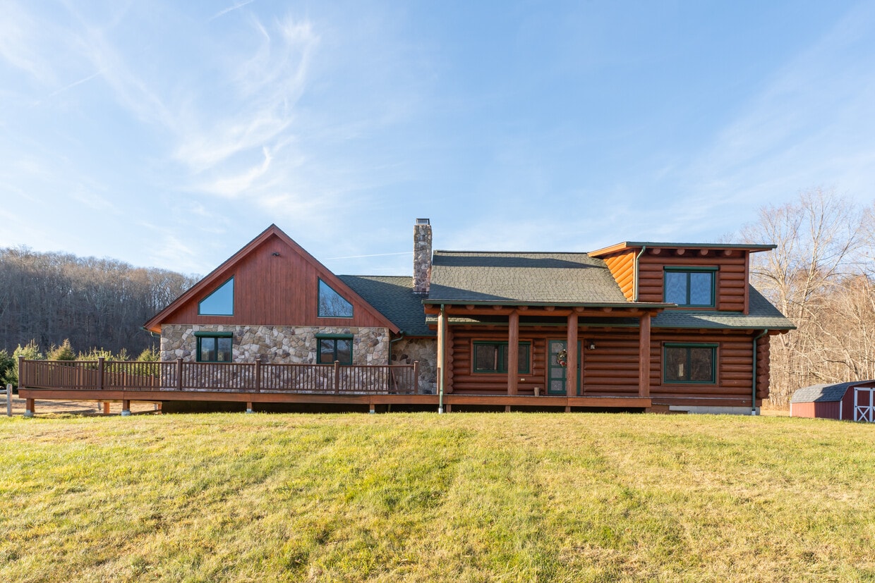 Photo - 1409 Millbrook Rd (Middletown, CT)