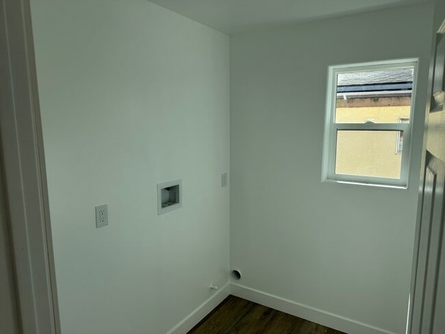 Photo - 376 Ramona Dr