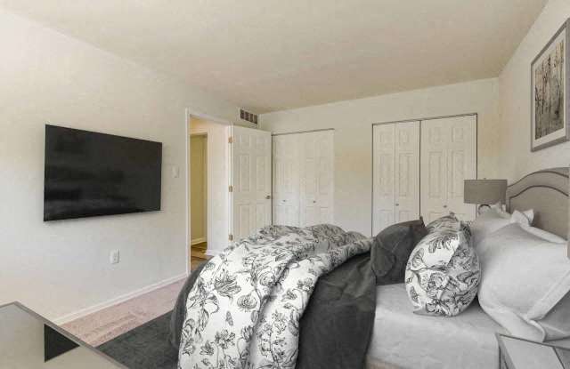 Photo - Capital Crossing