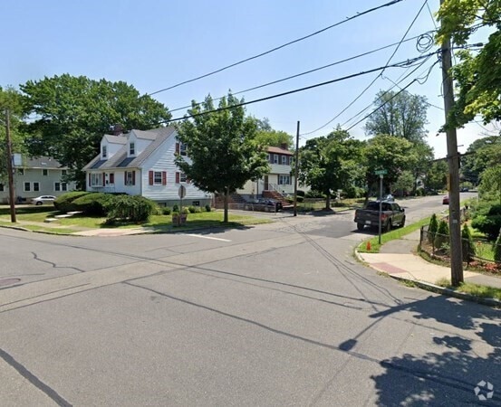 Building Photo - 158 N Central Ave Rental