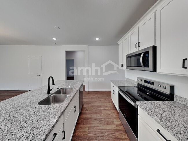 Photo - 15074 W Sherman St