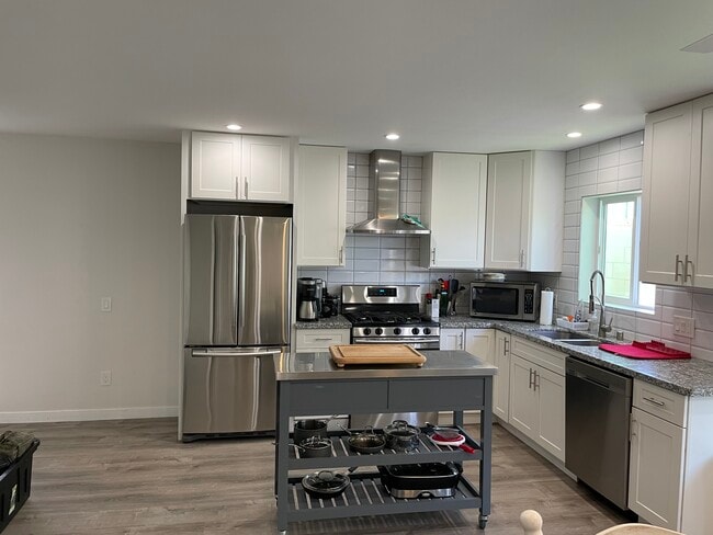 Photo - 847 Carolina St