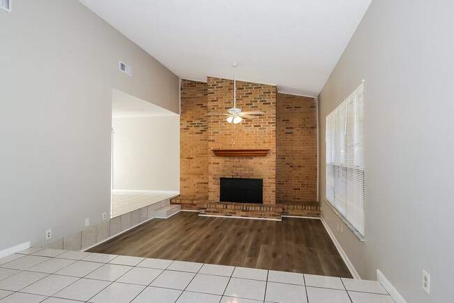 141 Ponce De Leon St