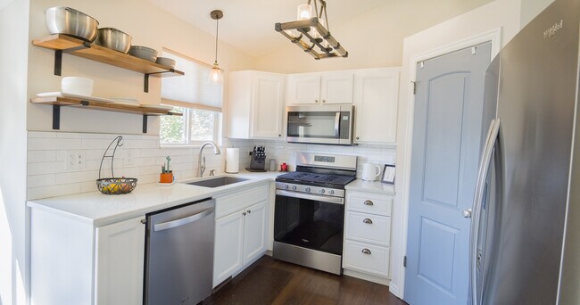 Photo - 1487 N Quincy Ave