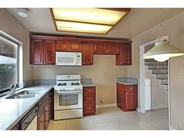 Photo - 864 N Lorri Way
