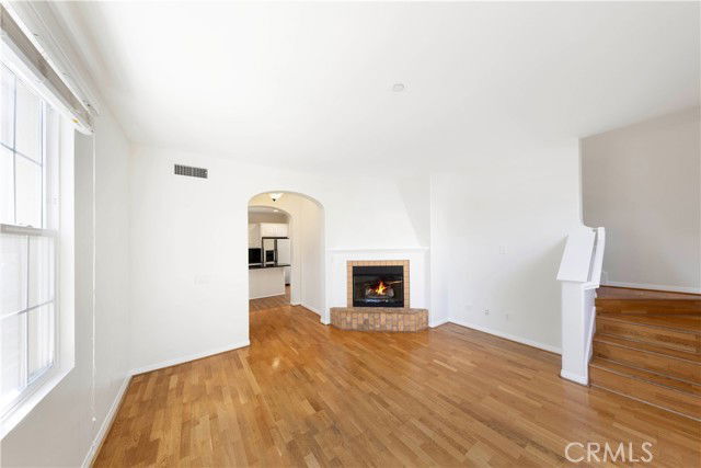 Photo - 53 Bower Tree