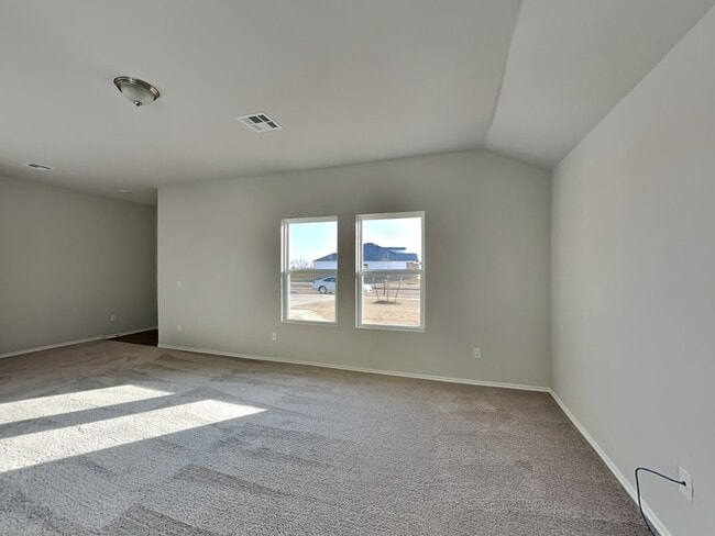 Photo - 1029 E Stetson Ln