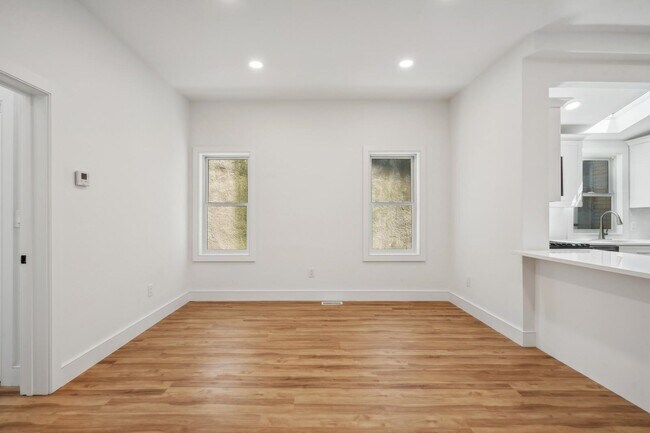 Photo - 215 Harrison Ave Unit 1