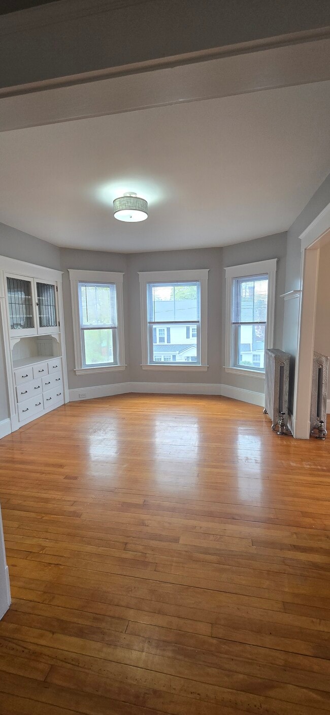 Building Photo - 860 Beech St Unit 860 Beech Street Manchester NH