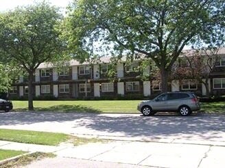 Primary Photo - 450 S Belmont Ave Apartments