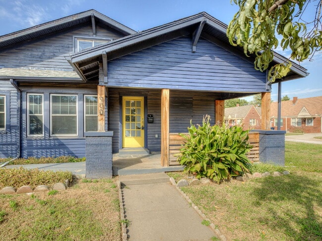 Photo - Beautifully Updated Bungalow!