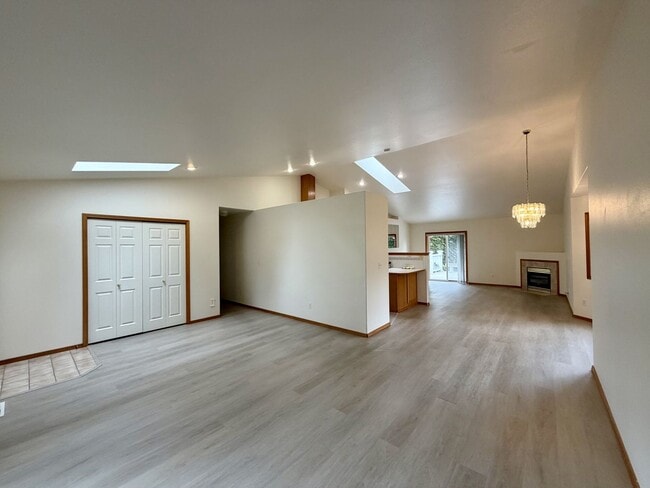Photo - Cozy and Charming 3 Bedroom in Lynnwood!