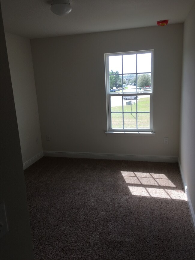 Photo - 418 Apple Dr