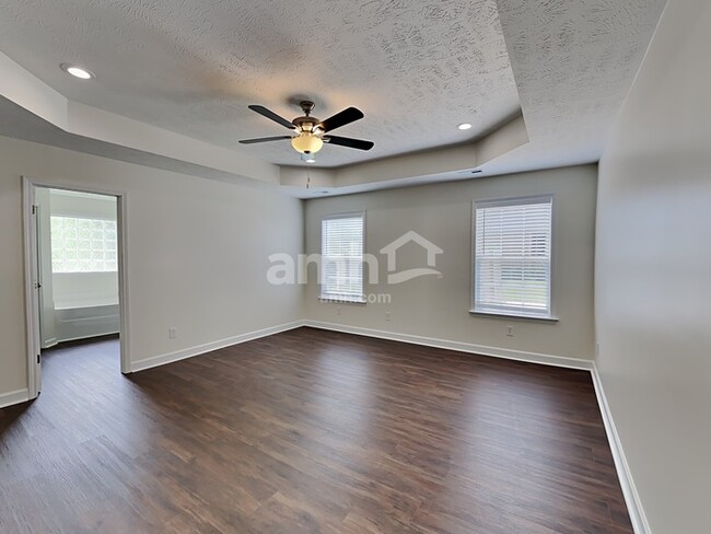 Building Photo - 914 Nimbus Ln Rental
