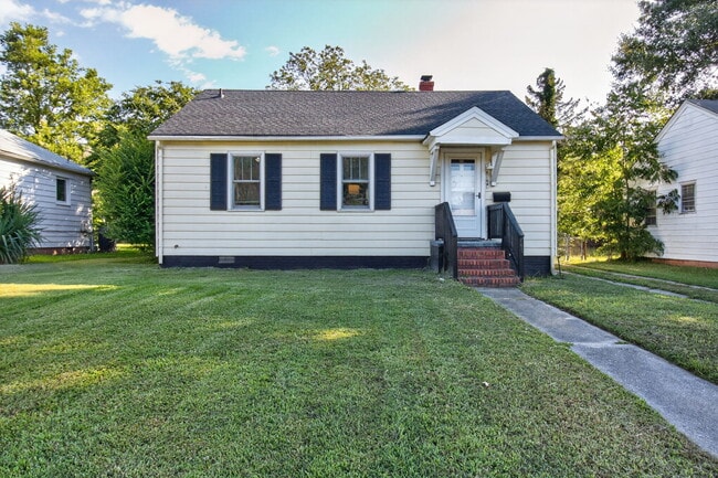 Building Photo - 214 Hickory Ave Rental