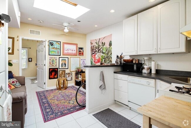 Building Photo - 620 S 3rd St Unit 3 Rental