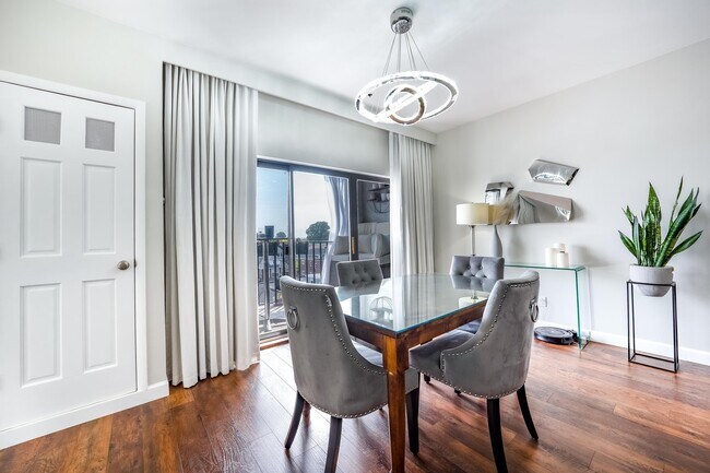 Photo - 517 74th St Unit 413