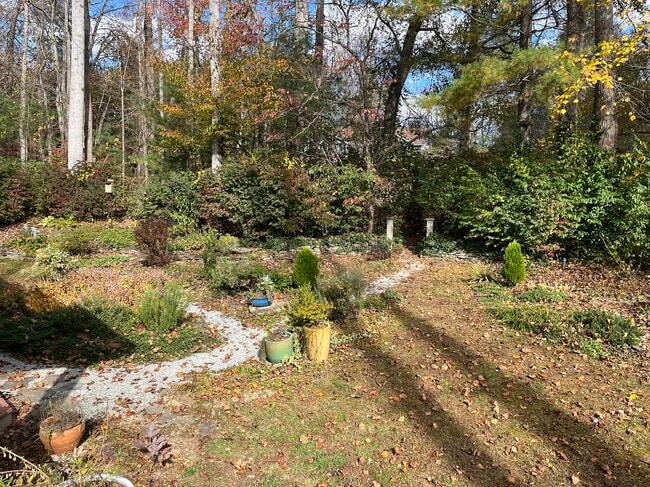 Photo - 115 Whitewater Dr