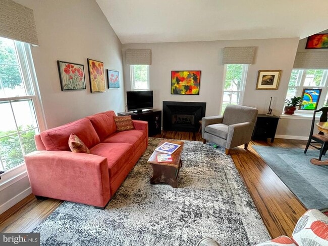 Photo - 272 Wood Stream Ct