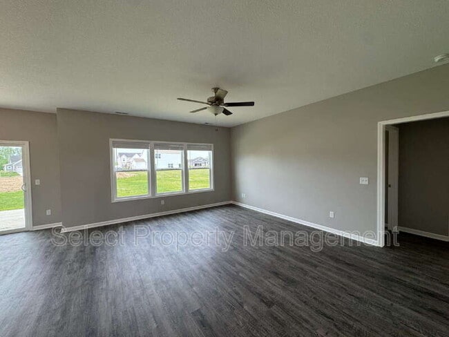 Photo - 8783 Elmont Cv