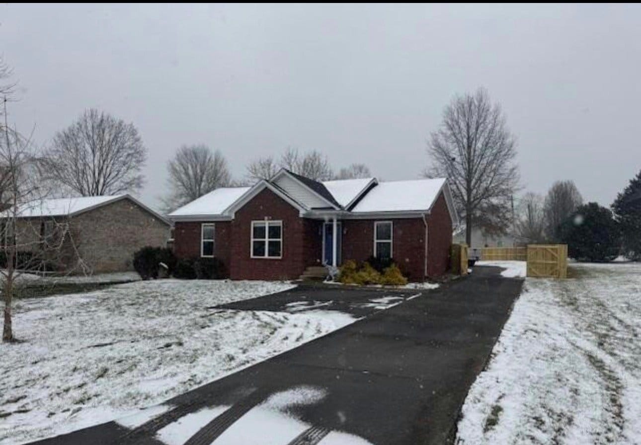 Photo - 138 Dennis Dr