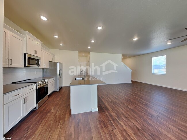 Photo - 9524 W Shumard St