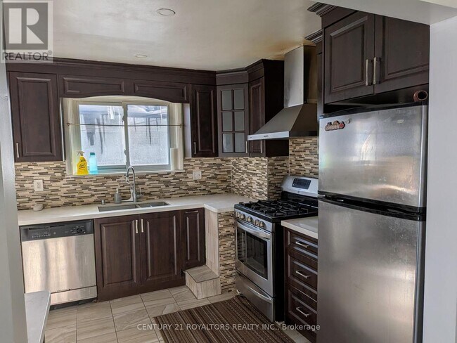 Photo - 50 Marbury Crescent